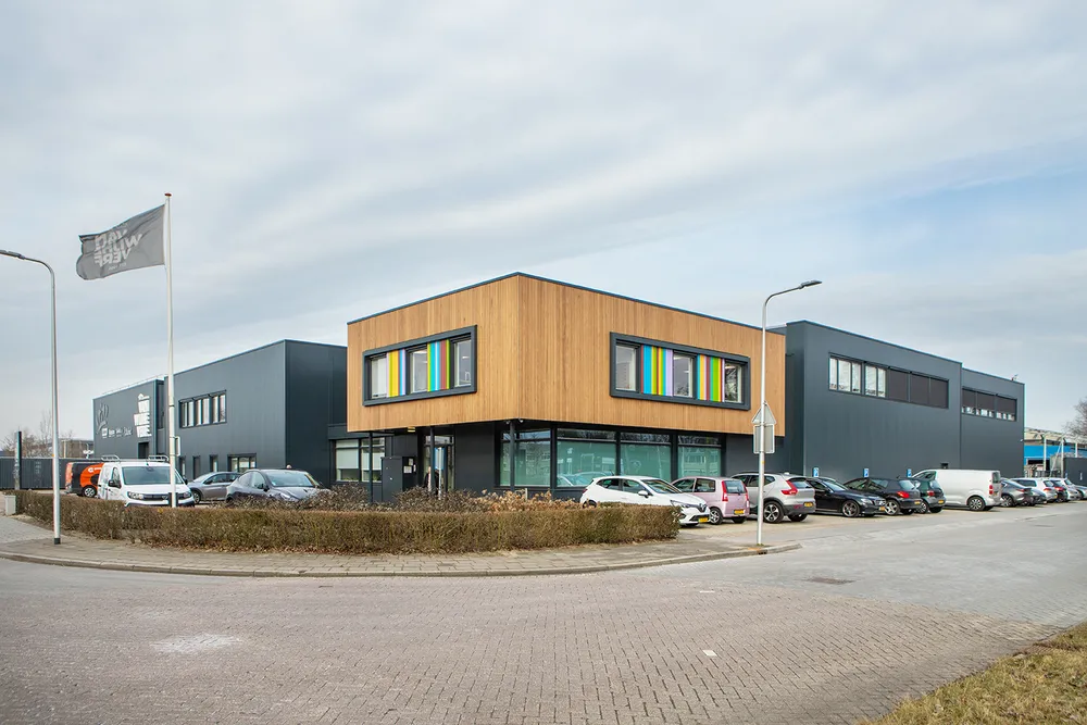 Knoeff montage - renovatie van Wijhe Verf